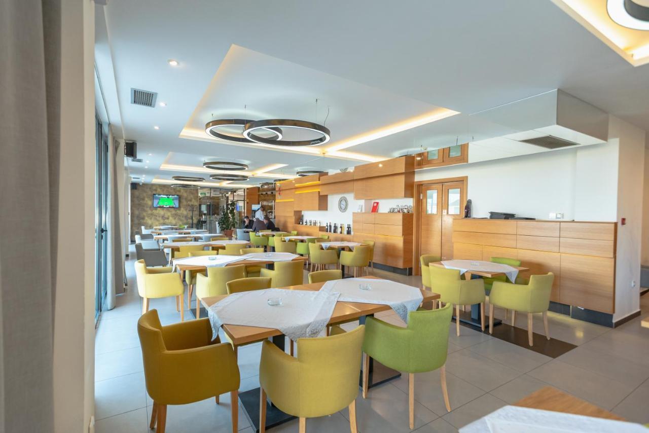 Hotel Stobex Лозница Екстер'єр фото