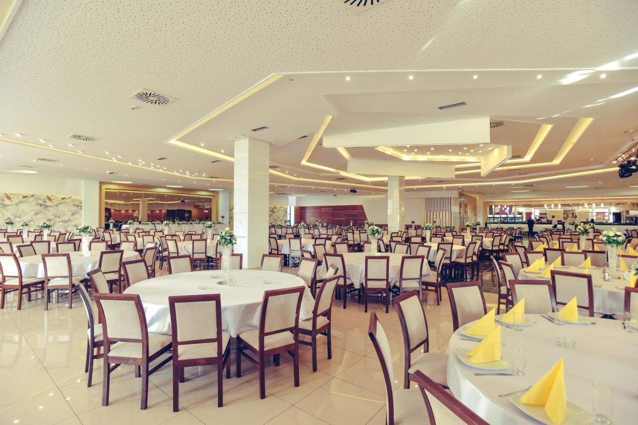 Hotel Stobex Лозница Екстер'єр фото