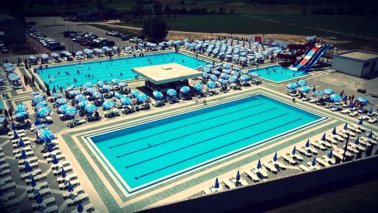 Hotel Stobex Лозница Екстер'єр фото